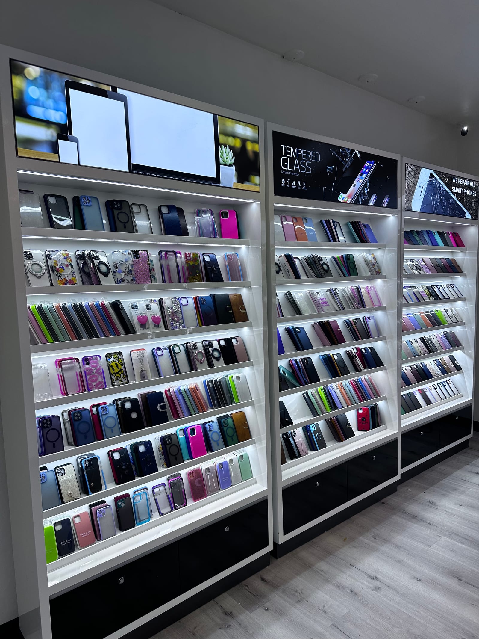 Inside the Mobile Fix Moreno Valley Mall store